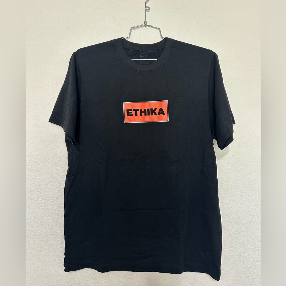 Lifestyle Classic Fit Tee